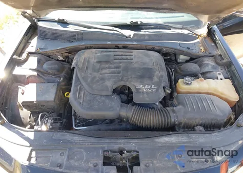 2012 Chrysler 300 Limited z USA, uszkodzony, nr VIN 2C3CCACG4CH263518